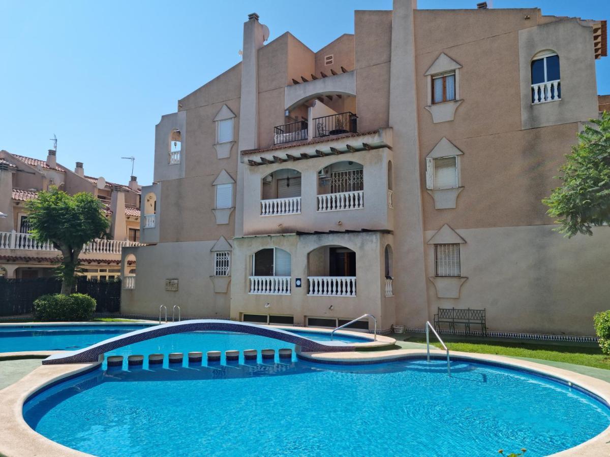 Nice Studio,10 Min To Del Cura Beach With Swim.Pool Torrevieja Esterno foto